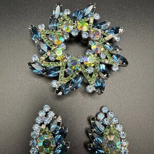 Vintage Juliana D&E Large Blue Rhinestones Brooch and Clip on Earrings Set